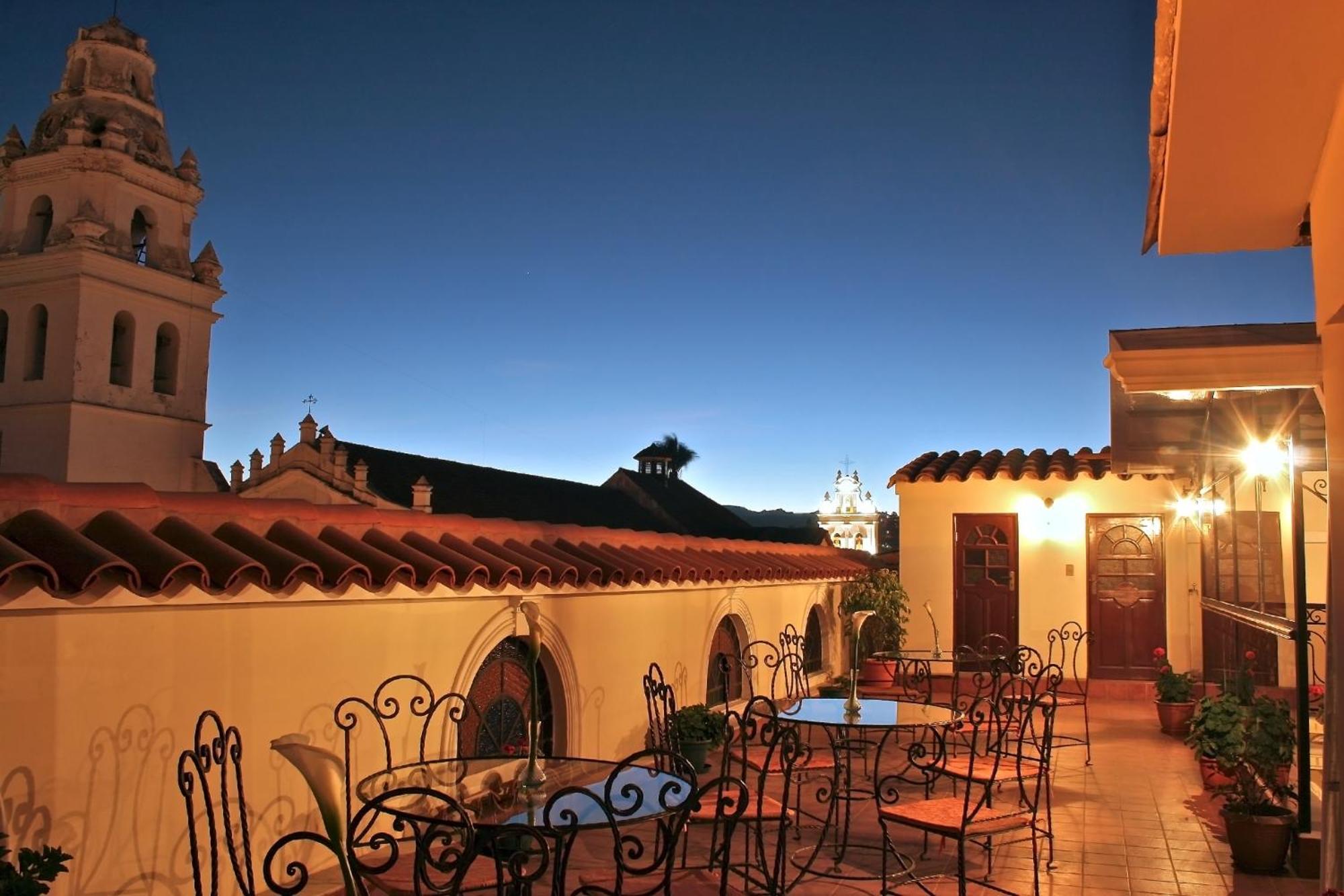 San Marino Royal Hotel Sucre Exterior photo